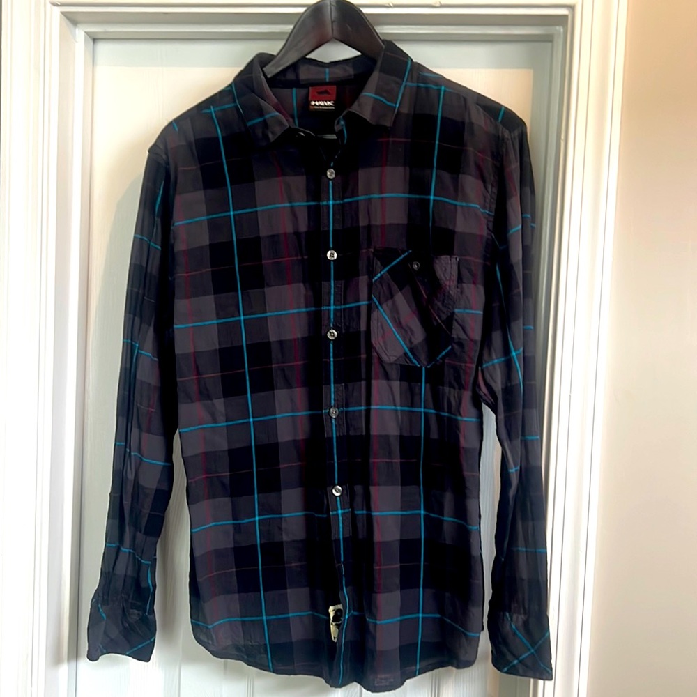 Genuine old school Tony Hawk men’s long sleeve flannel.